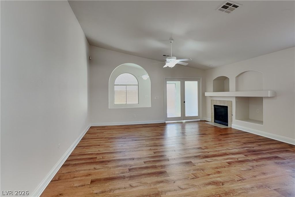 2759 Alderly Ridge Avenue, North Las Vegas, NV 89081 — photo 2