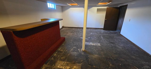 1002 S Michigan Avenue, Saginaw, MI 48602