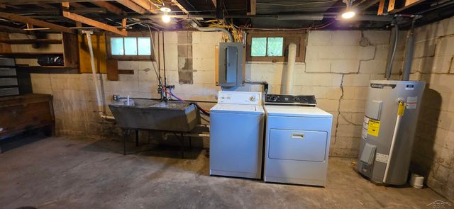 1002 S Michigan Avenue, Saginaw, MI 48602