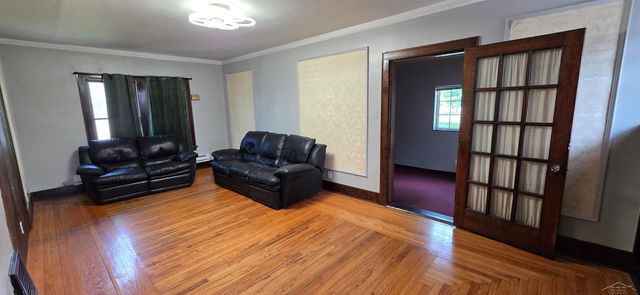 1002 S Michigan Avenue, Saginaw, MI 48602