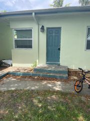 705 NE 3rd Street 2, Hallandale Beach, FL 33009