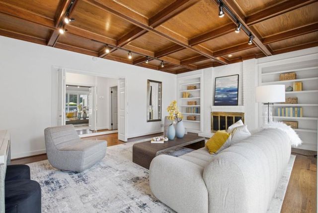 306 Walsh Road, Atherton, CA 94027
