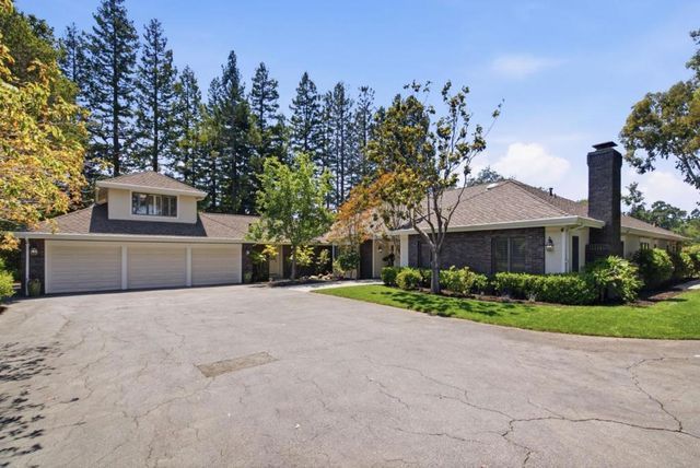306 Walsh Road, Atherton, CA 94027