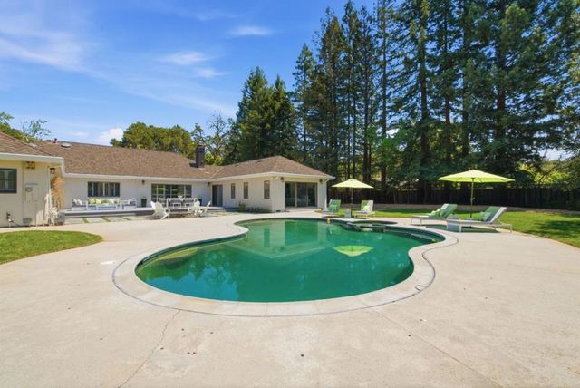 306 Walsh Road, Atherton, CA 94027