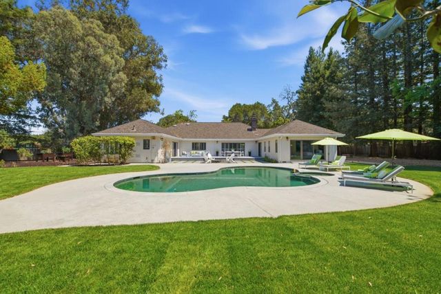 306 Walsh Road, Atherton, CA 94027