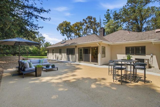 306 Walsh Road, Atherton, CA 94027