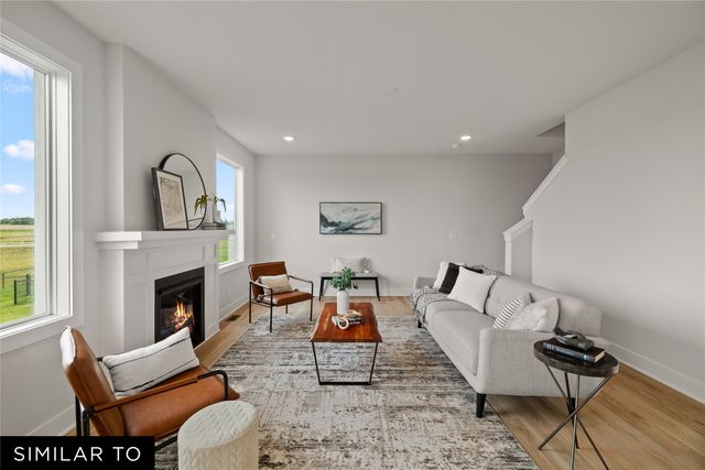 2914 NW Reinhart Drive, Ankeny, IA 50023