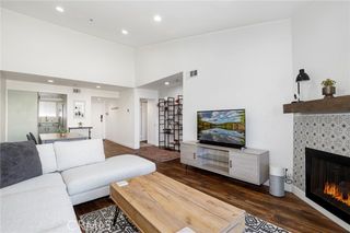 6545 Reseda 19, Reseda (los Angeles), CA 91335