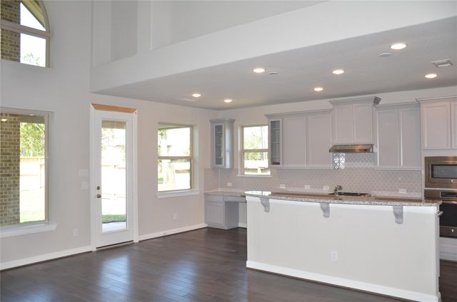 5706 Caper Shores Lane, Sugar Land, TX 77479