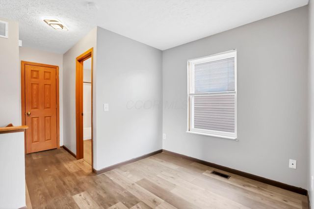 3667 Parker Knoll Lane, Columbus, OH 43219
