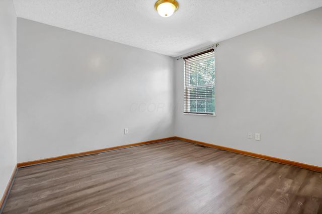 3667 Parker Knoll Lane, Columbus, OH 43219