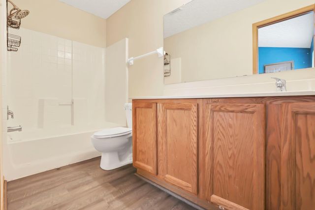 3667 Parker Knoll Lane, Columbus, OH 43219