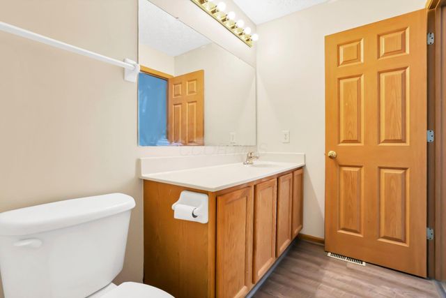 3667 Parker Knoll Lane, Columbus, OH 43219