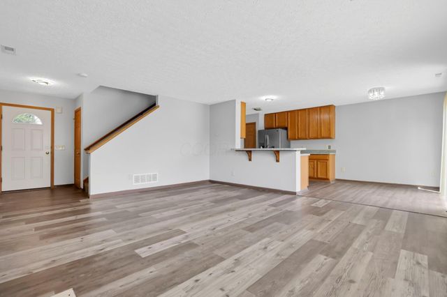 3667 Parker Knoll Lane, Columbus, OH 43219