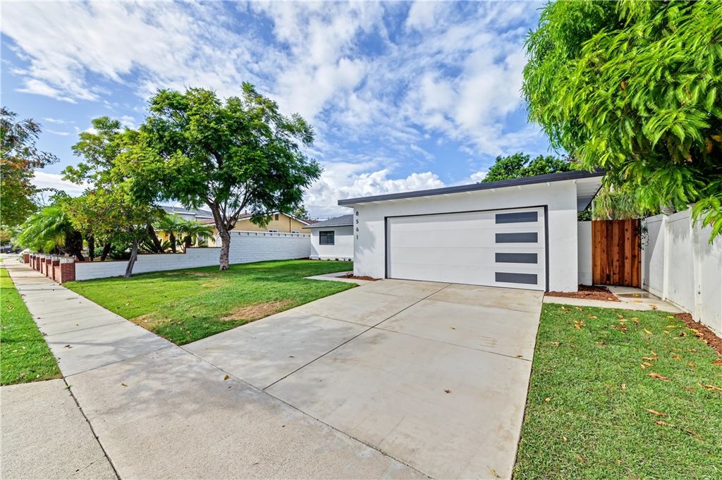8561 Donald Circle, Huntington Beach, CA 92647 — photo 3