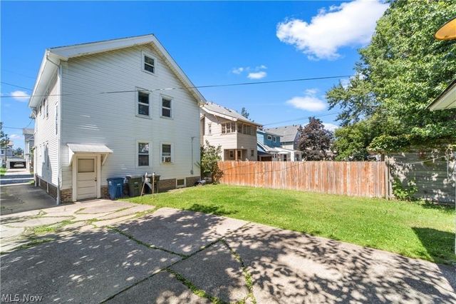 1575 Orchard Grove Avenue, Lakewood, OH 44107