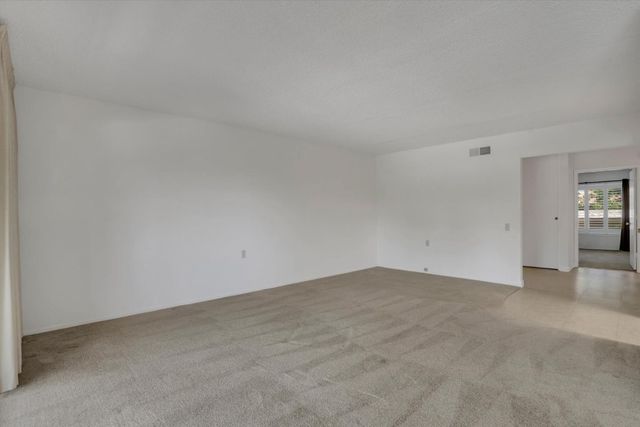 1388 Rockledge Lane 5, Walnut Creek, CA 94595