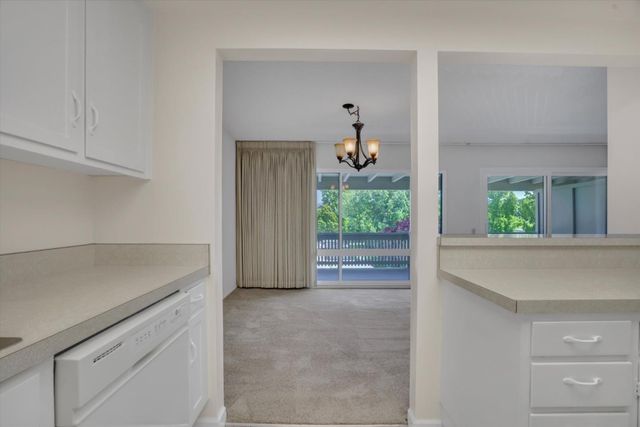 1388 Rockledge Lane 5, Walnut Creek, CA 94595