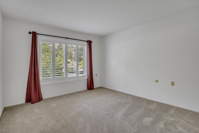 1388 Rockledge Lane 5, Walnut Creek, CA 94595