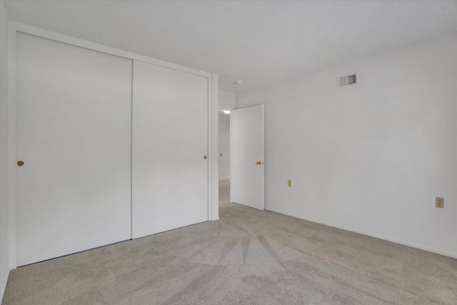 1388 Rockledge Lane 5, Walnut Creek, CA 94595