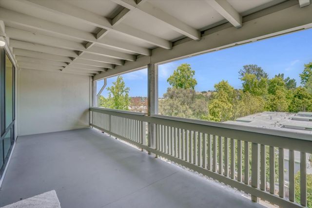 1388 Rockledge Lane 5, Walnut Creek, CA 94595