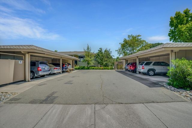 1388 Rockledge Lane 5, Walnut Creek, CA 94595