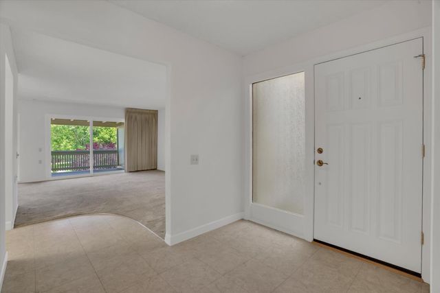 1388 Rockledge Lane 5, Walnut Creek, CA 94595