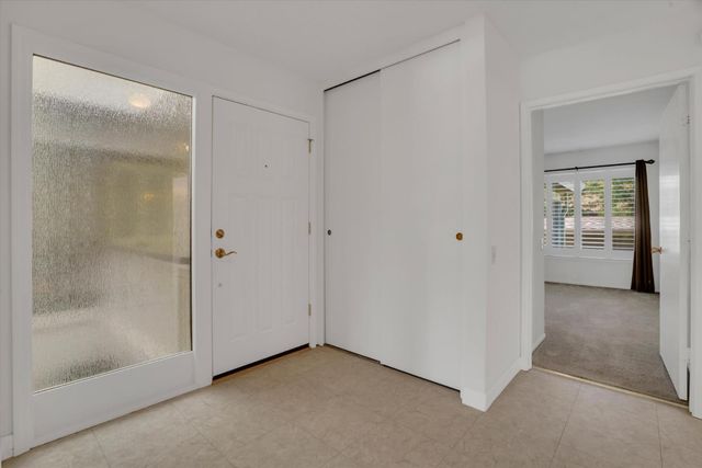 1388 Rockledge Lane 5, Walnut Creek, CA 94595