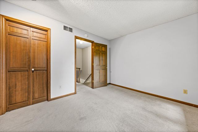 14136 Frontier Lane, Burnsville, MN 55337