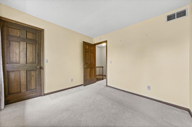 14136 Frontier Lane, Burnsville, MN 55337