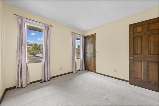 14136 Frontier Lane, Burnsville, MN 55337