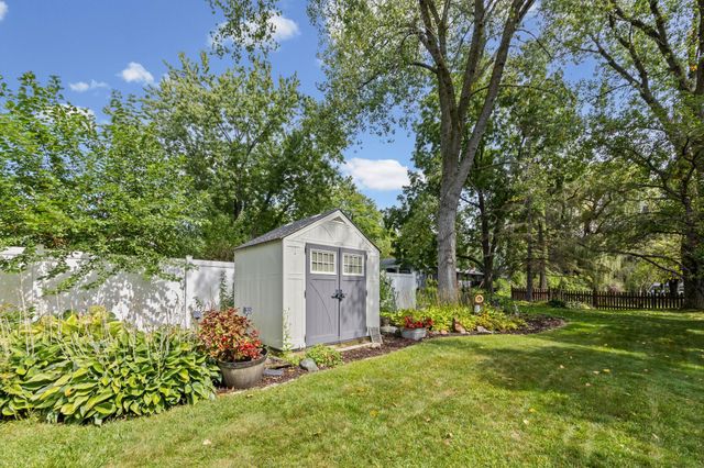14136 Frontier Lane, Burnsville, MN 55337