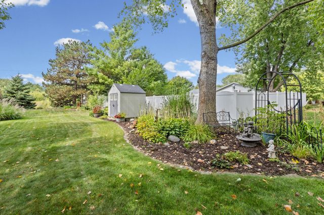 14136 Frontier Lane, Burnsville, MN 55337