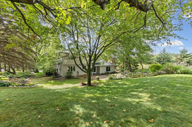14136 Frontier Lane, Burnsville, MN 55337