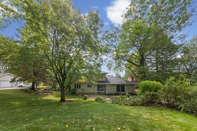14136 Frontier Lane, Burnsville, MN 55337