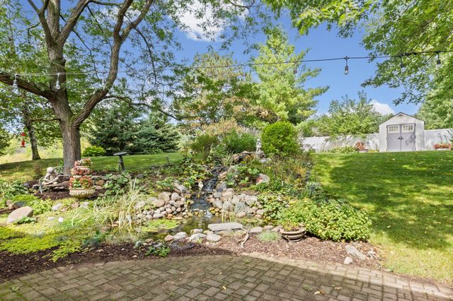 14136 Frontier Lane, Burnsville, MN 55337