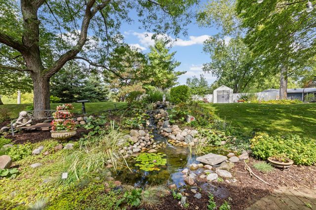 14136 Frontier Lane, Burnsville, MN 55337