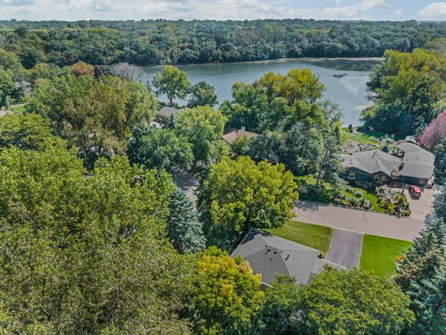 14136 Frontier Lane, Burnsville, MN 55337