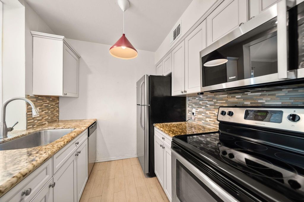 421 Emerson Street 5, Houston, TX 77006