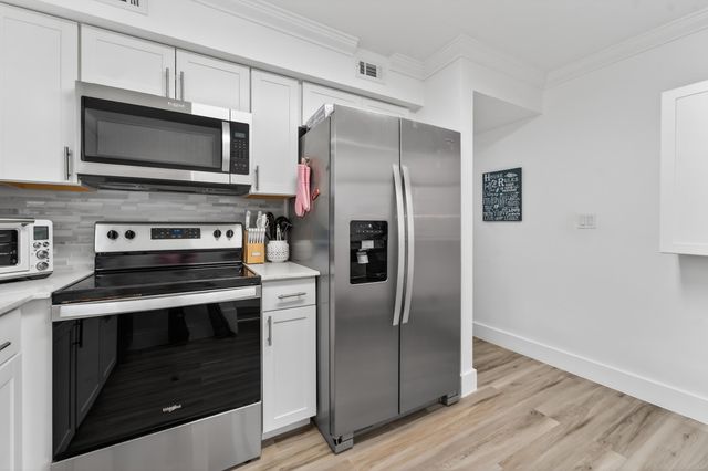 1672 Cypress Pointe Drive 1a, Coral Springs, FL 33071