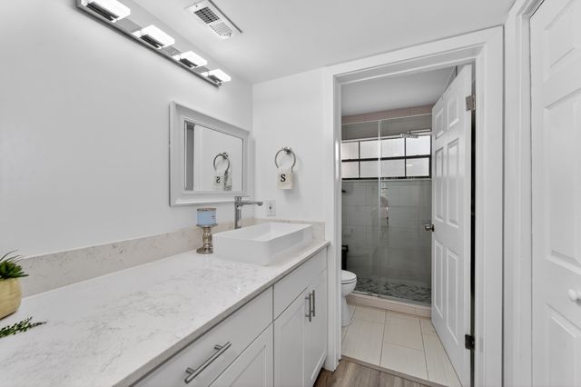 1672 Cypress Pointe Drive 1a, Coral Springs, FL 33071