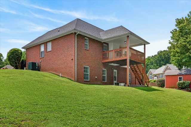 1422 Grassland Dr, Ashland City, TN 37015