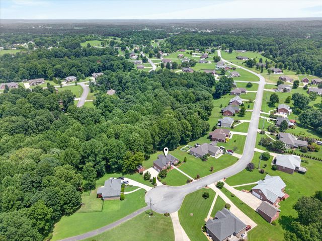1422 Grassland Dr, Ashland City, TN 37015