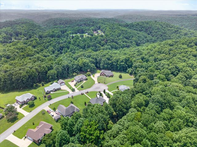 1422 Grassland Dr, Ashland City, TN 37015