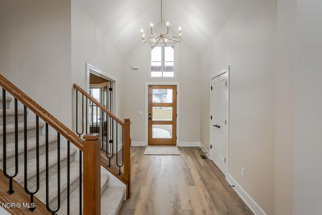 6250 Pimlico Road, Whitehouse, OH 43571