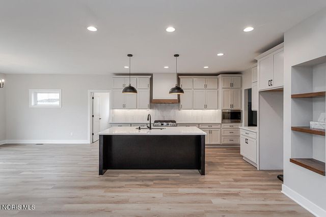 6250 Pimlico Road, Whitehouse, OH 43571