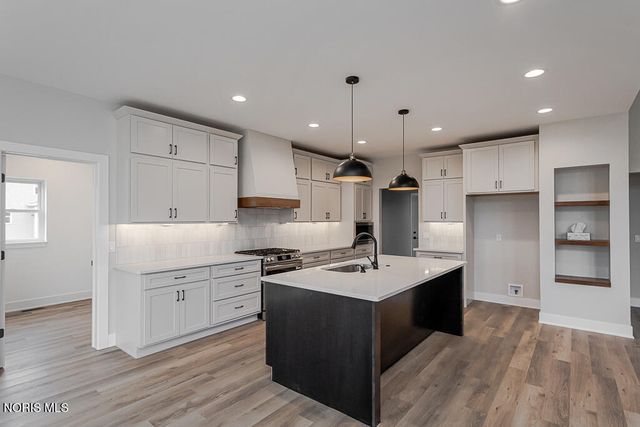 6250 Pimlico Road, Whitehouse, OH 43571