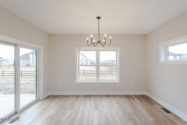 6250 Pimlico Road, Whitehouse, OH 43571