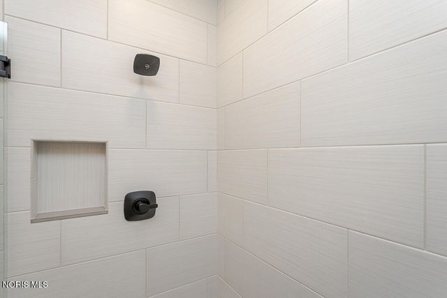 6250 Pimlico Road, Whitehouse, OH 43571