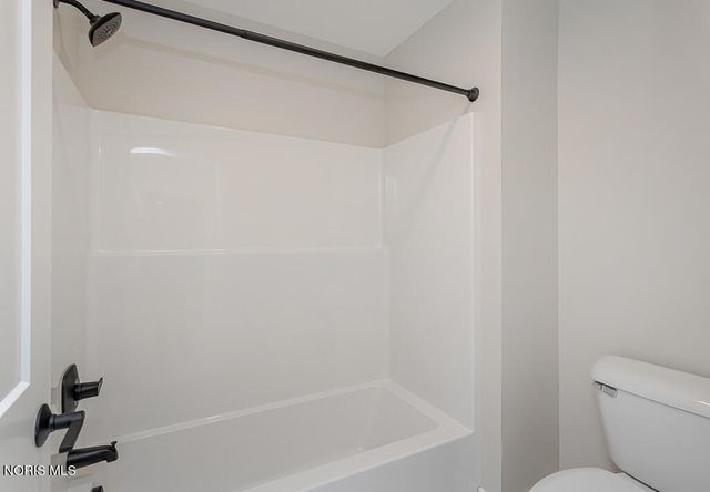 6250 Pimlico Road, Whitehouse, OH 43571